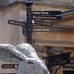 S1_12o_hare-pump-rooms-bath